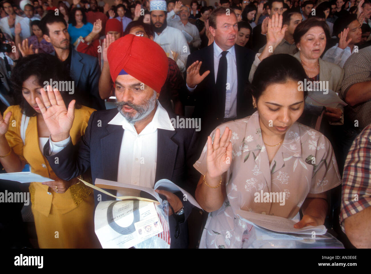 Detroit Michigan 4. Juli 2000 Einwanderer sind als U S Neubürger vereidigt Stockfoto