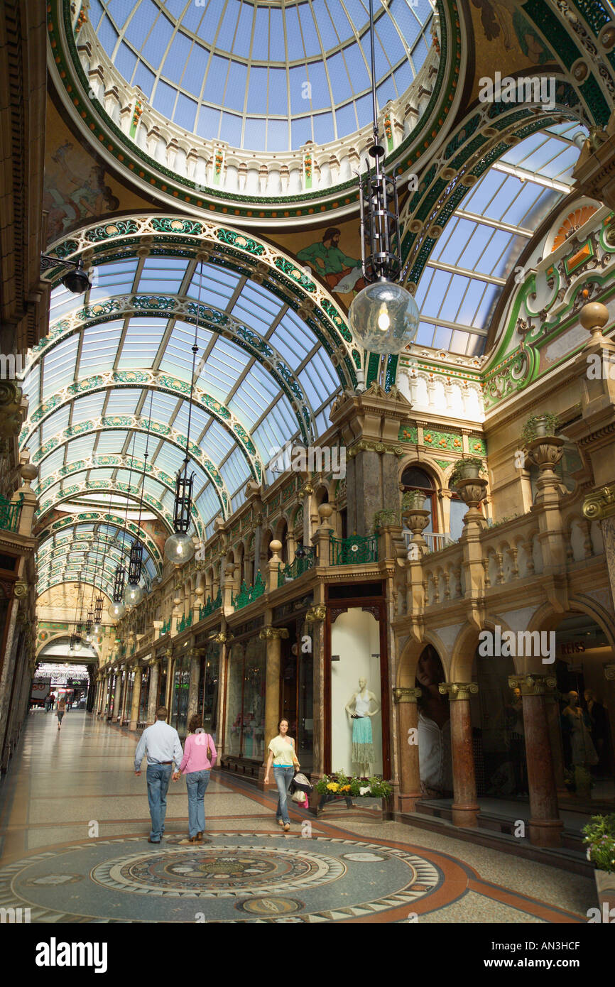 innen [County Shopping Arcade] Leeds Yorkshire Stockfoto