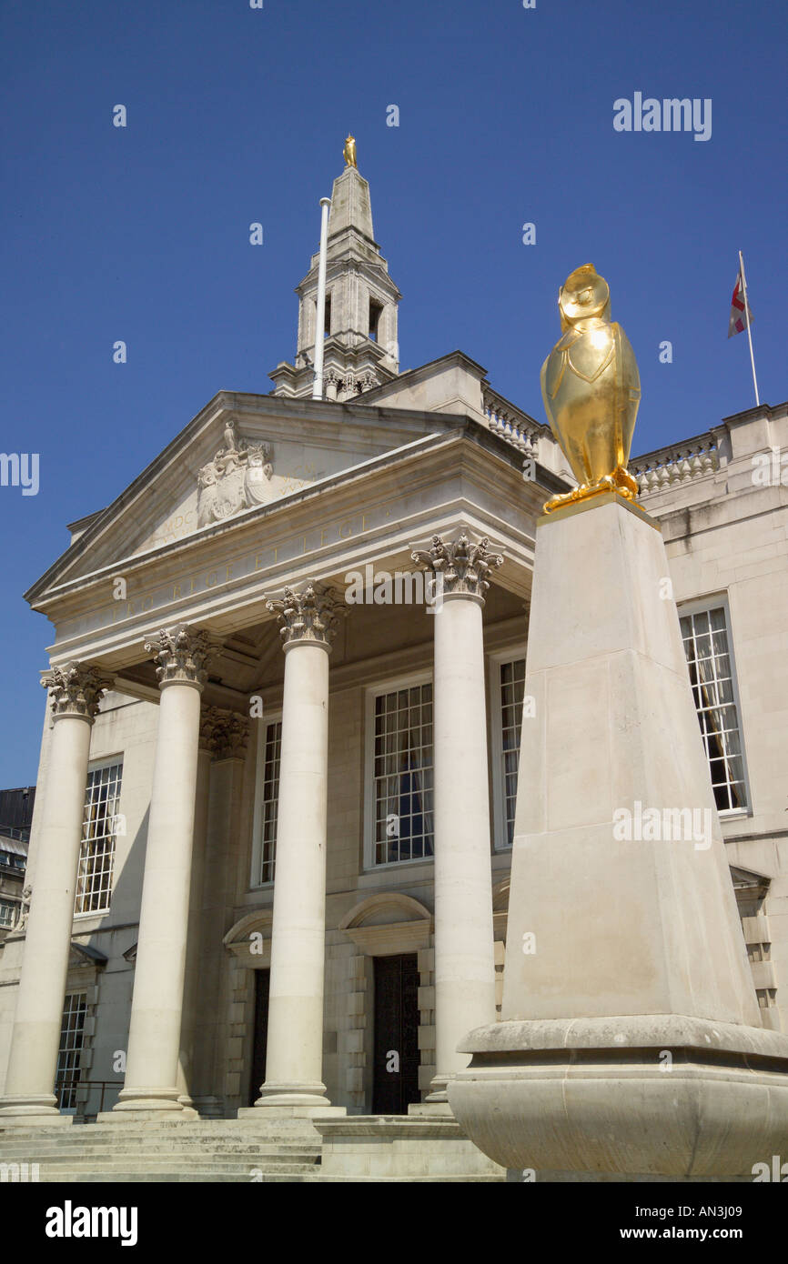 [Goldene Eule] "Stadthalle" Leeds Yorkshire Stockfoto
