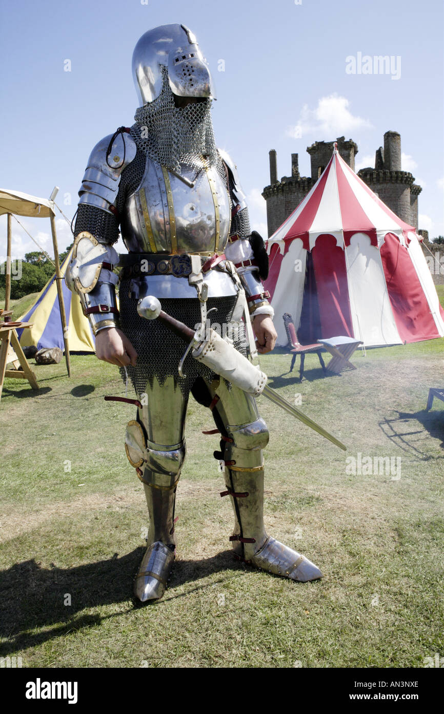 Mittelalterliche Ritter in Rüstung Stockfoto