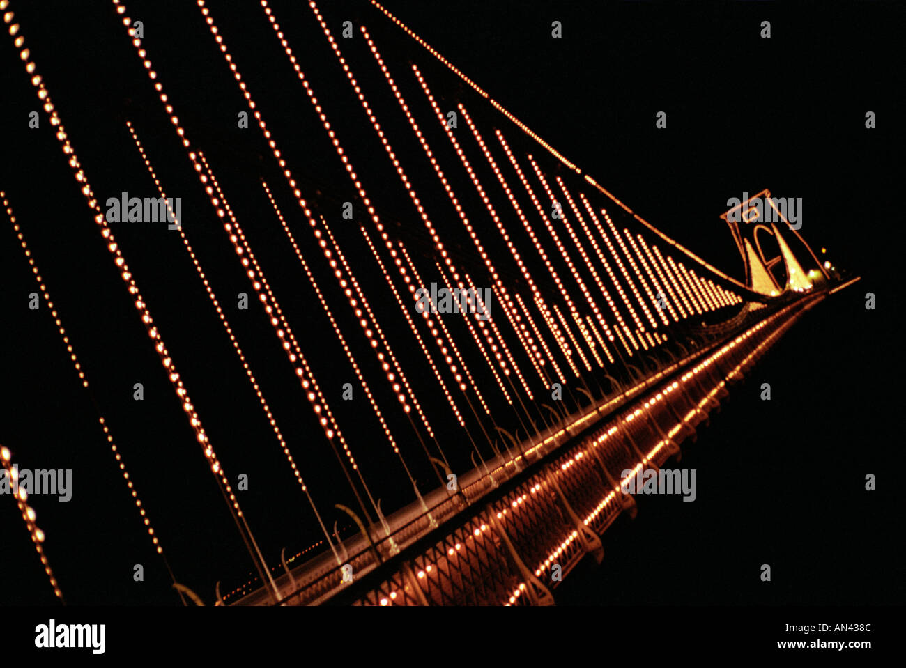 Clifton Suspension Bridge in Bristol bei Nacht Stockfoto