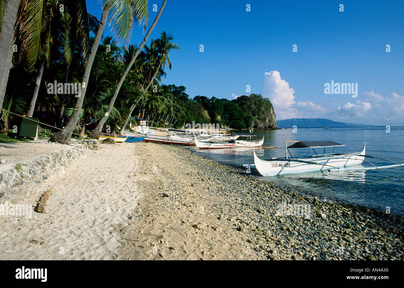 Kleine La Laguna Beach Puerto Galera Mindoro Philippinen Stockfoto