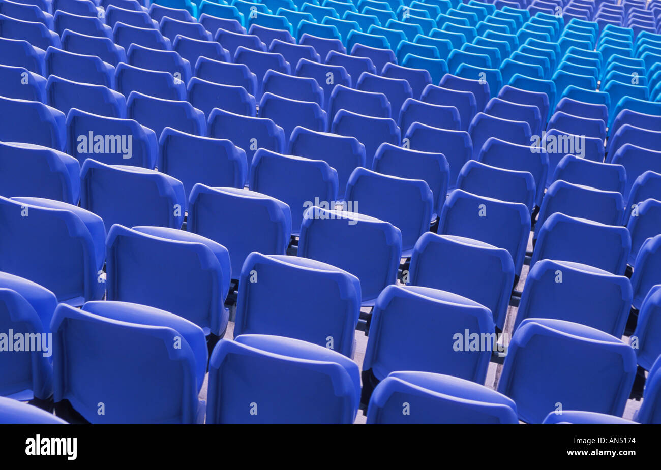 Muster gebildet durch Kunststoff Sitzreihen im Stadium Australia das ehemalige Austragungsort der Olympischen Spiele Sydney NSW New South Wales Australien Stockfoto