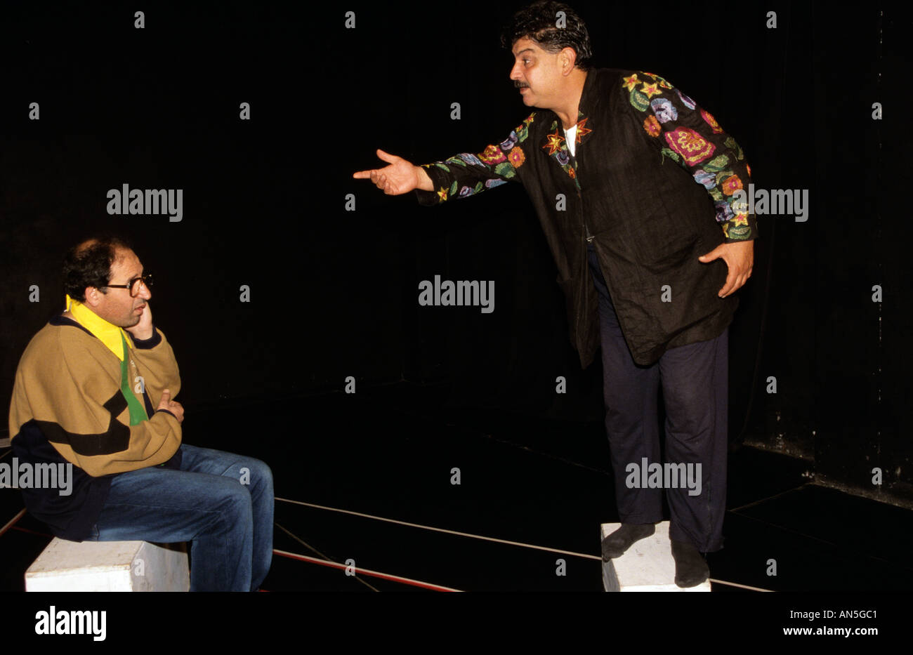 Schauspielern ein Stück auf der Bühne Stockfoto