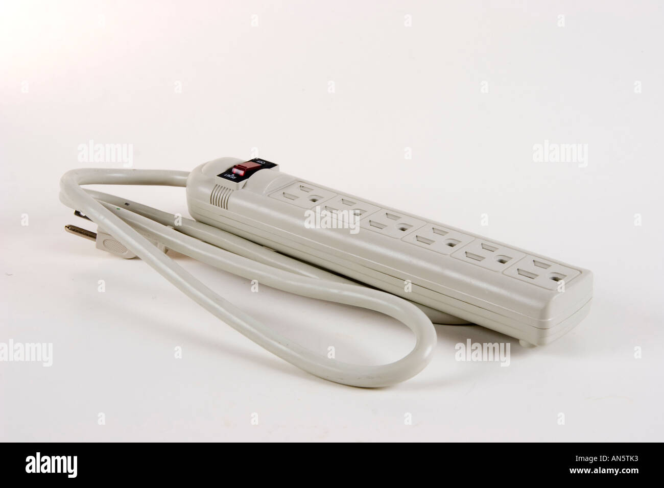 Mehrere Netzkabel Stockfoto