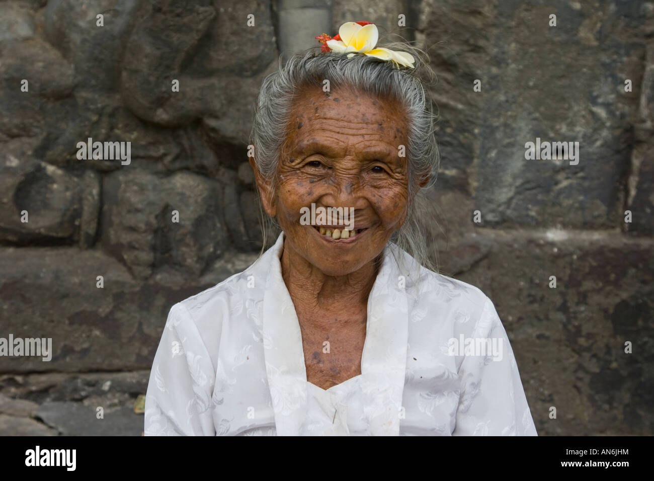 Seniorin balinesischen Ubud Bali Indonesien Stockfoto