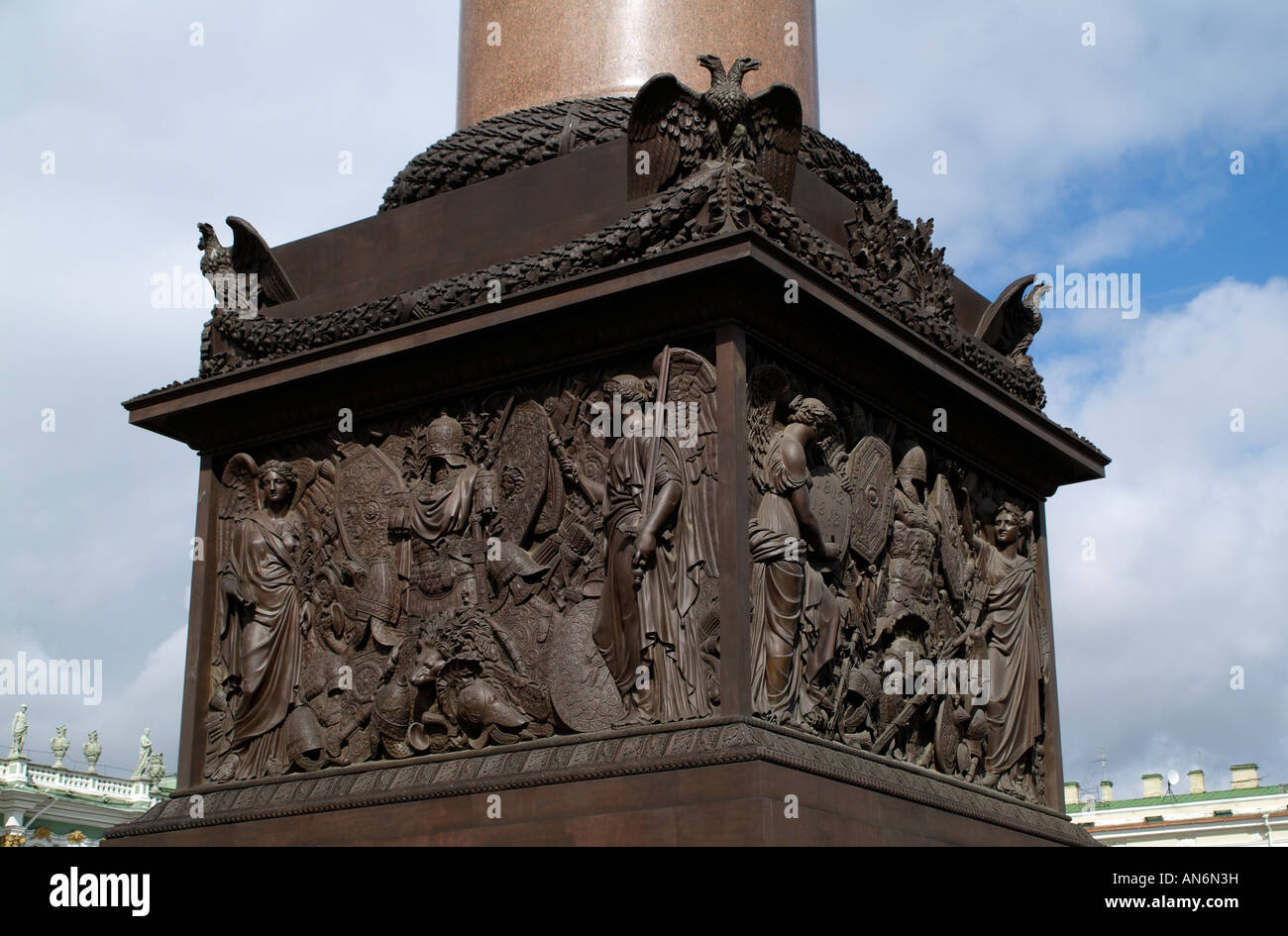 Alexander Spalte Sockel Dekoration Palace Square St. Peteresburg Russland Stockfoto