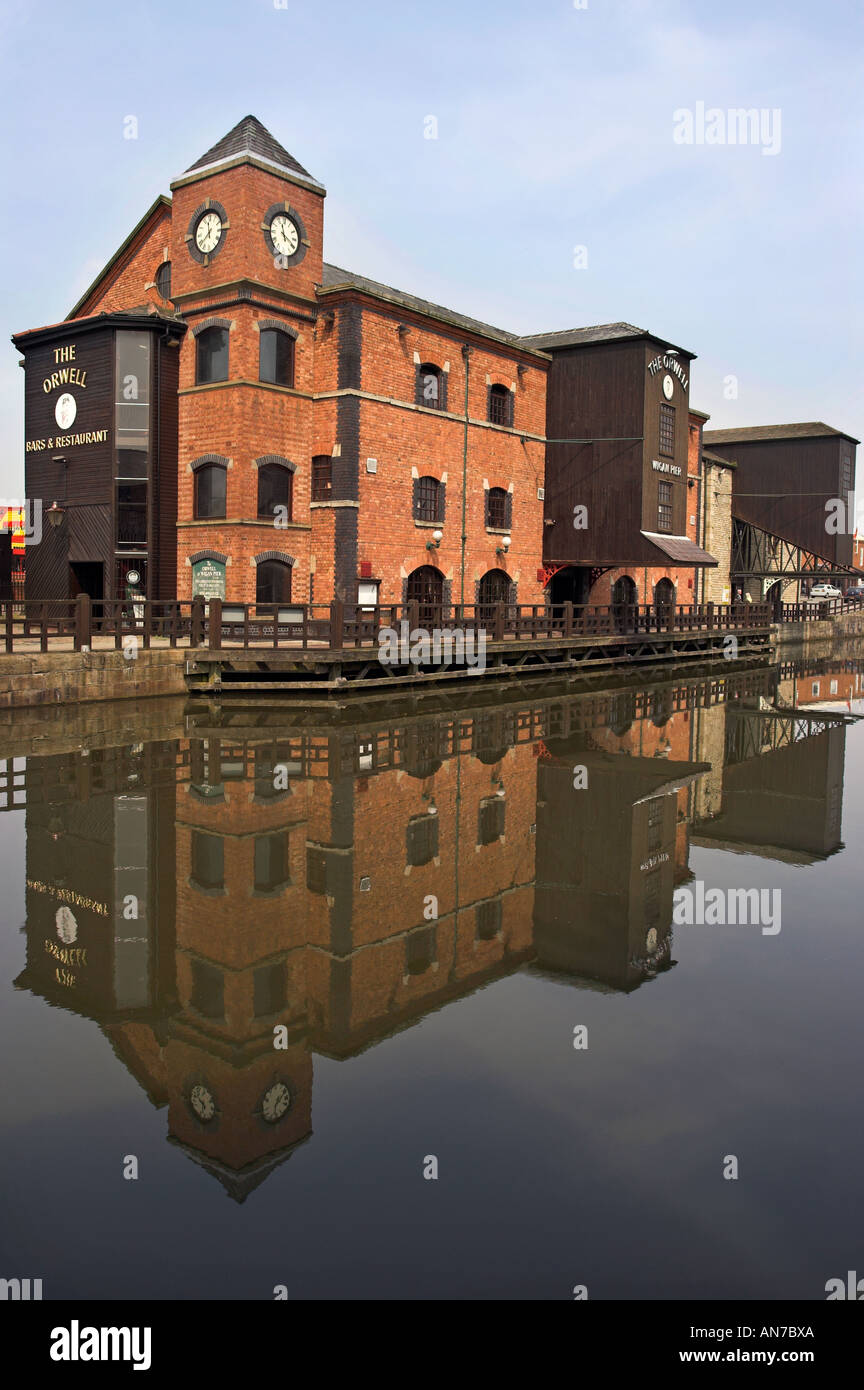 George Orwell Bar bei Wigan Pier am Leeds-Liverpool-Kanal Stockfoto