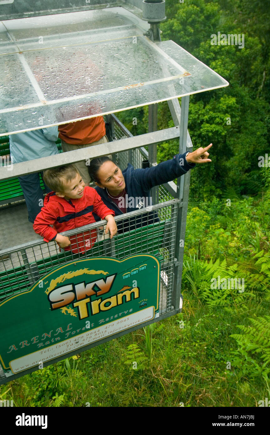 Sky Tram, Rainforest Canopy Tour, Arenal Costarica Stockfoto