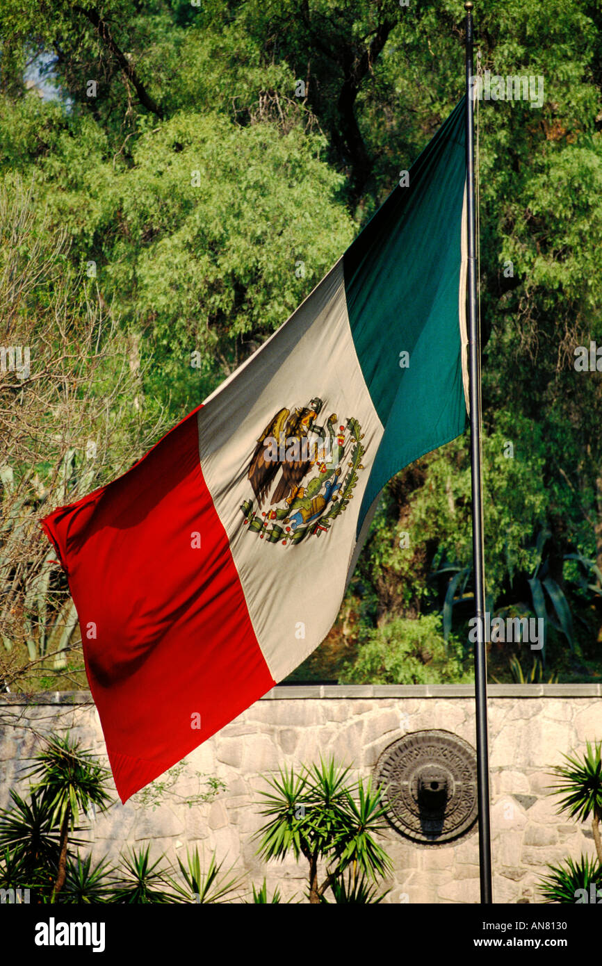 Mexiko, Mexiko-Stadt, mexikanische Flagge, Tepeyac Stockfoto