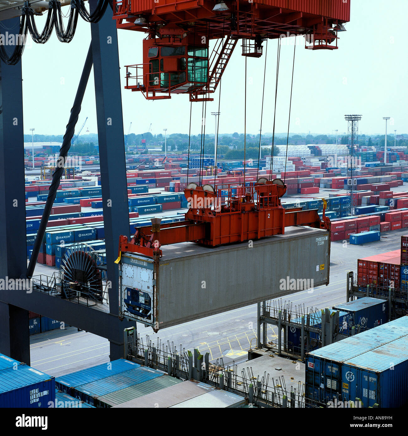 Containerhafen Stockfoto