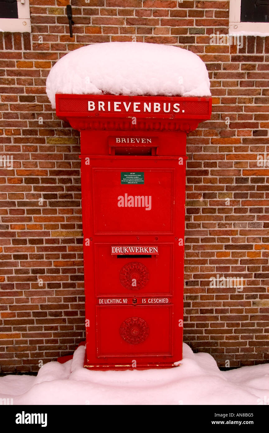 Netherlands Post Box Stockfotos und -bilder Kaufen - Alamy