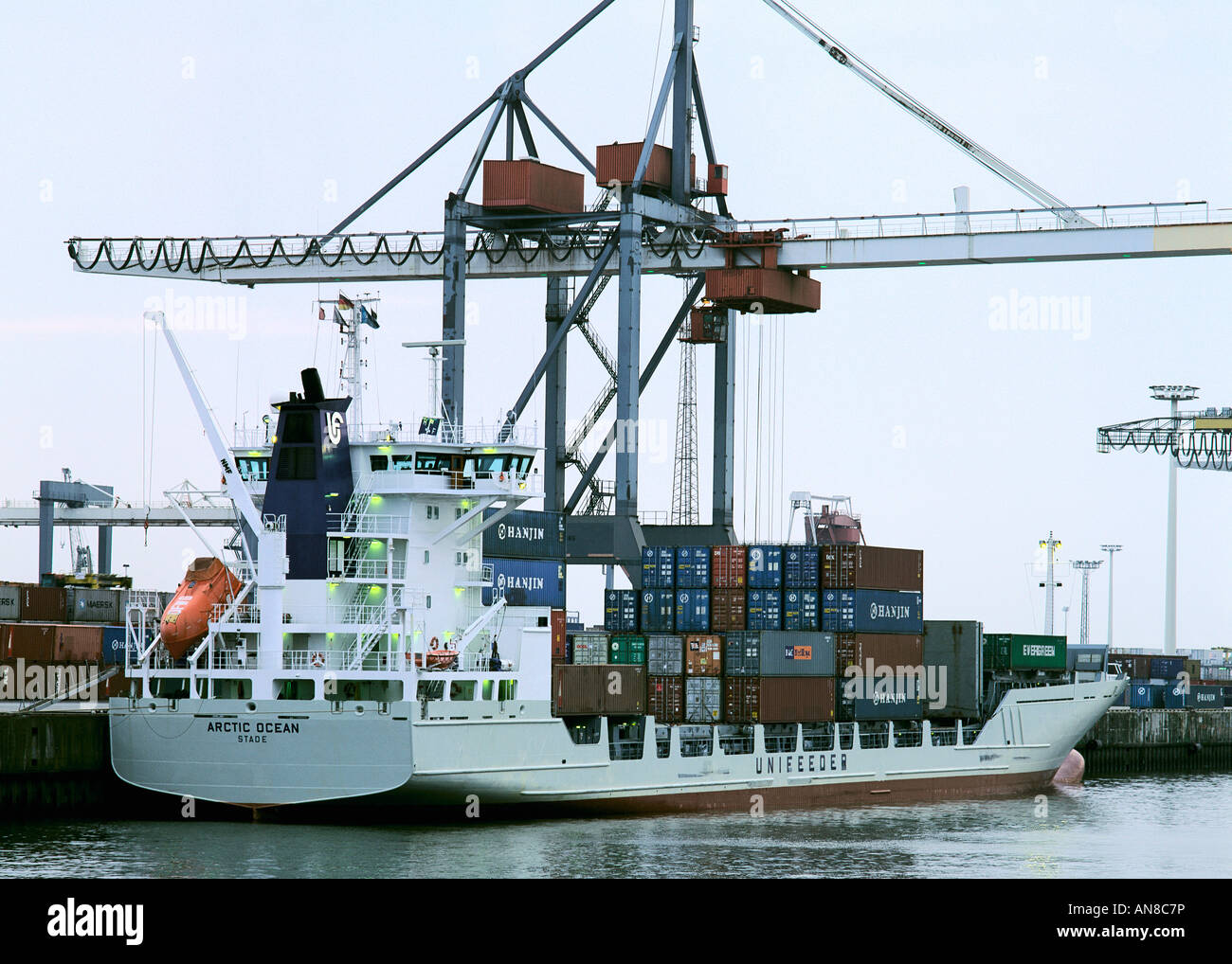 Containerhafen Stockfoto