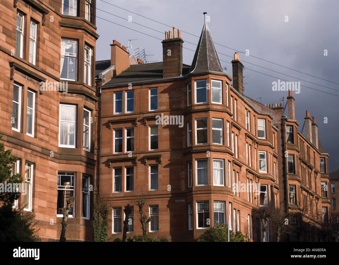 Typischen roten Sandstein gebaut Wohnhaus Wohnungen in wohlhabenden Glasgow West End Schottland 2006 Stockfoto