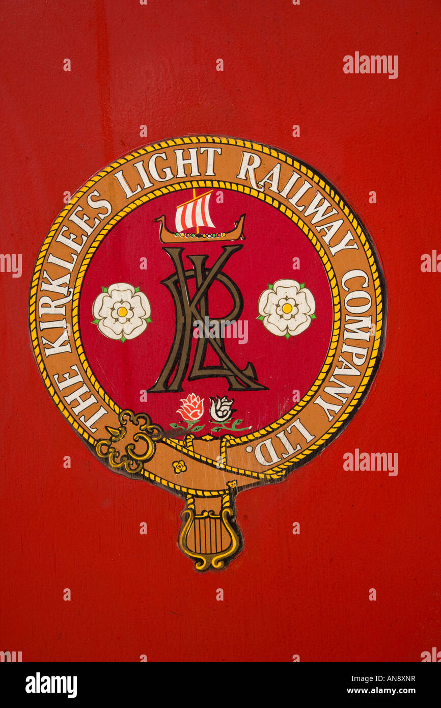 Kirklees Light Steam Railway Huddersfield West Yorkshire Logo auf Seite des Motors Stockfoto
