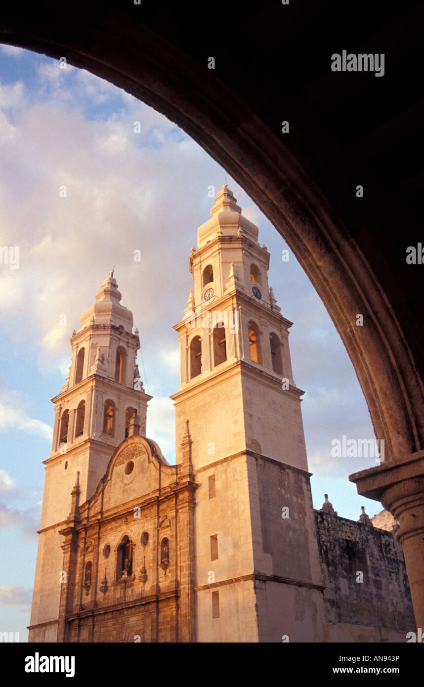 Die Catedral De La Inmaculada Concepción am Parque Principal in Campeche, Mexiko-Stadt Stockfoto