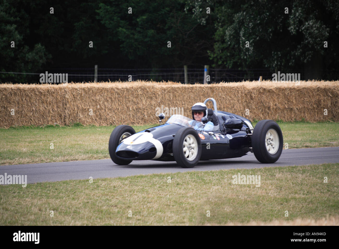 Goodwood FOS 2006 Rennsport Auto klassische Legende historischen Auto Rennen Festival Geschwindigkeit Cooper Climax T51 T 51 1959 Grand Prix 2 5 l Stockfoto