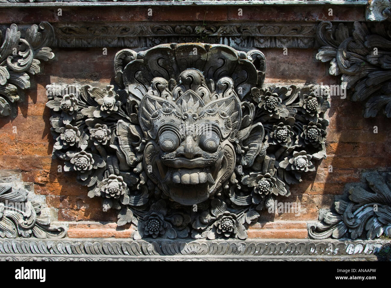 Hindu Schnitzen in Kraton oder Sultan Palace Yogyakarta Java Indonesien Stockfoto