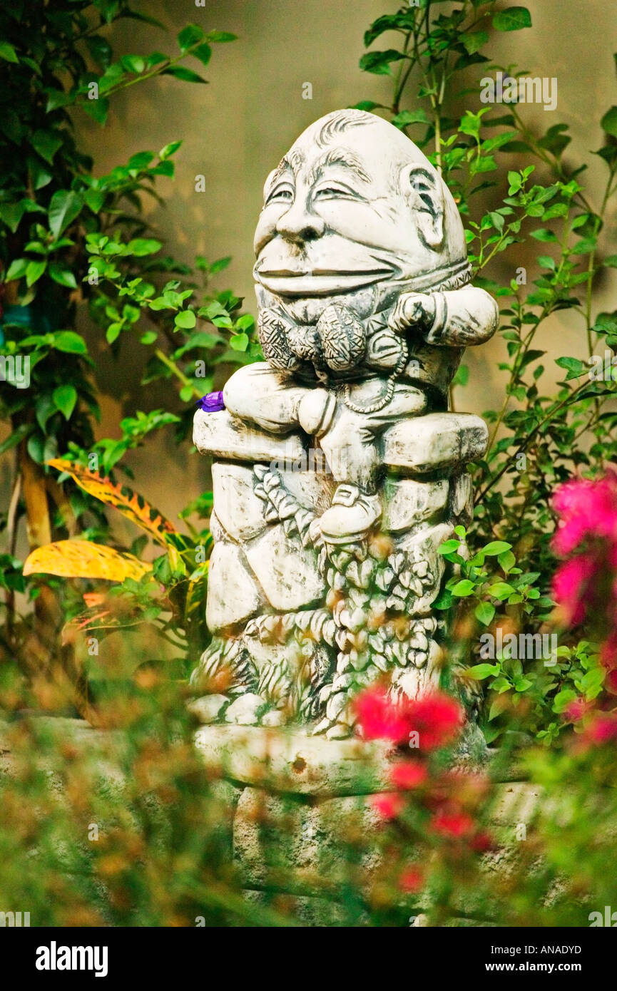 Humpty Dumpty saß auf einer Mauer Stockfoto