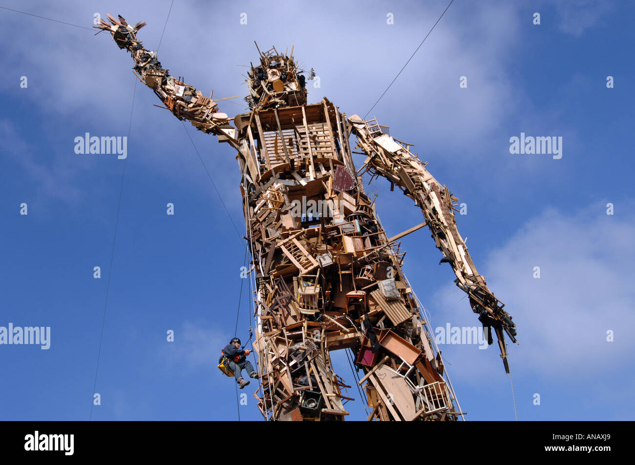 Wastemen, eine umweltfreundliche 75ft hohen riesige Skulptur völlig gebildet von den Müll des Bildhauers Antony Gormley Stockfoto