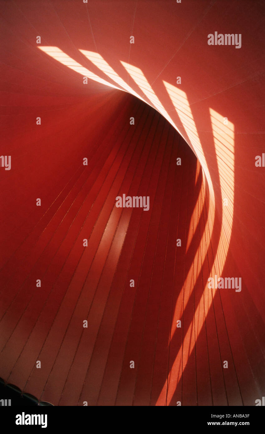 Tate turbine hall anish sculpture Fotos und Bildmaterial in hoher