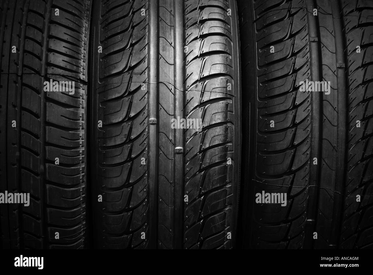 Tire tread Groove Reifen Auto Rad schwarzen Gummigriff Stockfoto