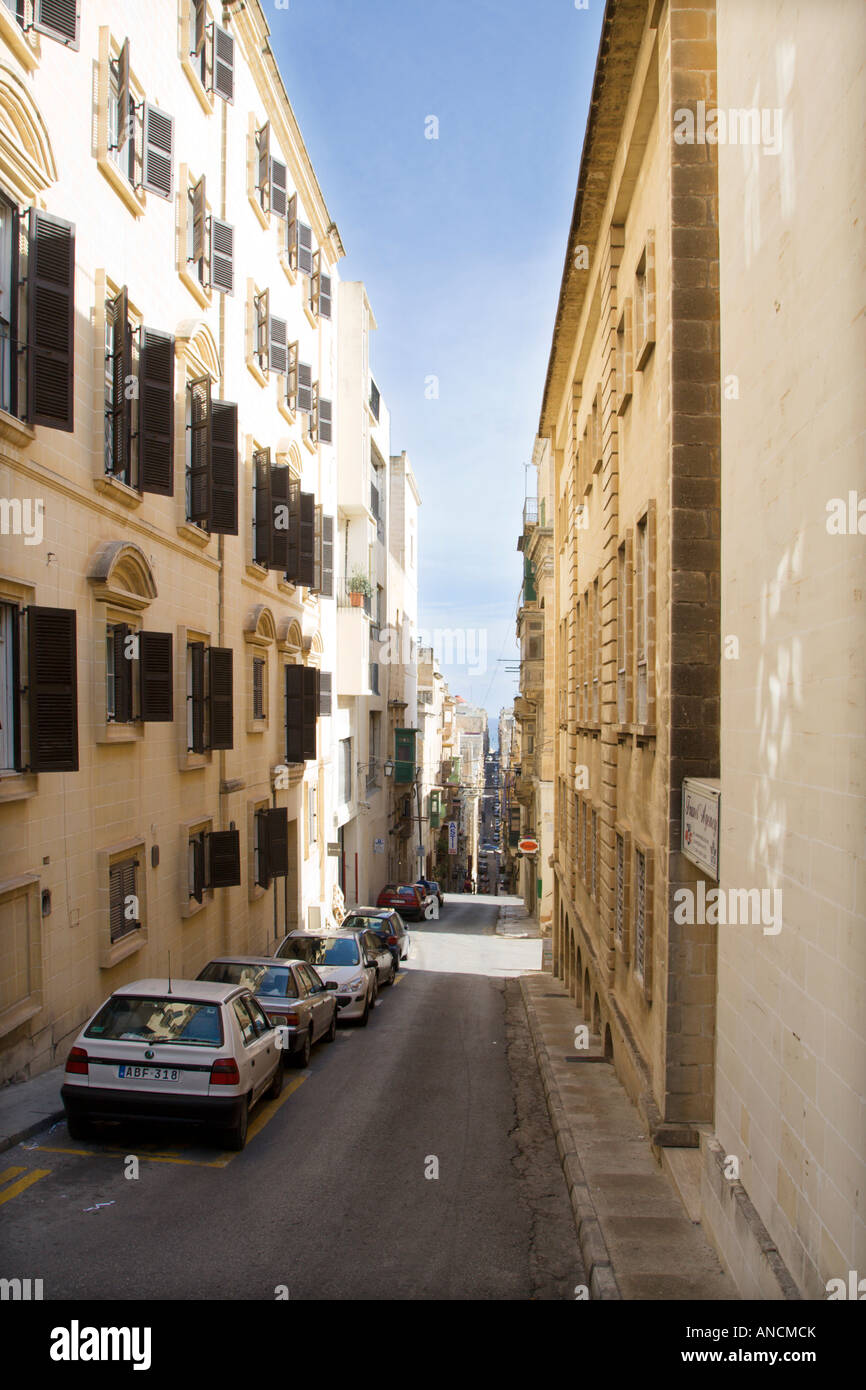 Seitenstraße der Altstadt Valletta, Malta Stockfoto