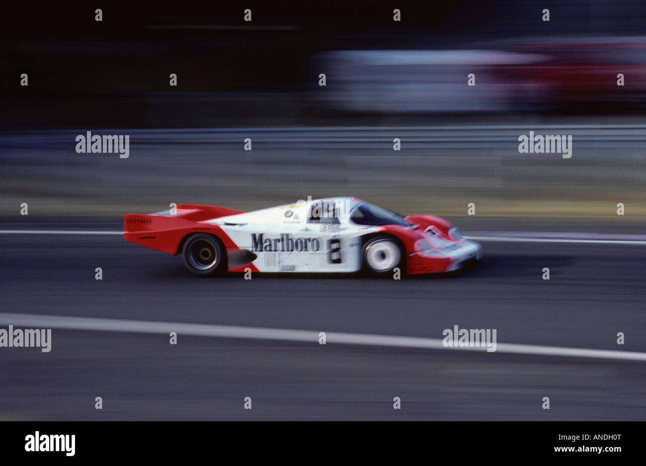 Porsche 956 mit Geschwindigkeit, 24-Stunden-Rennen von Le Mans, 1983, Frankreich. Stockfoto