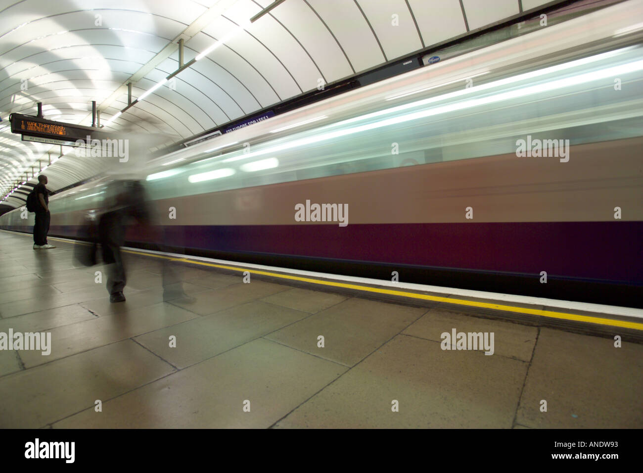 U-Bahn in London Station Stockfoto