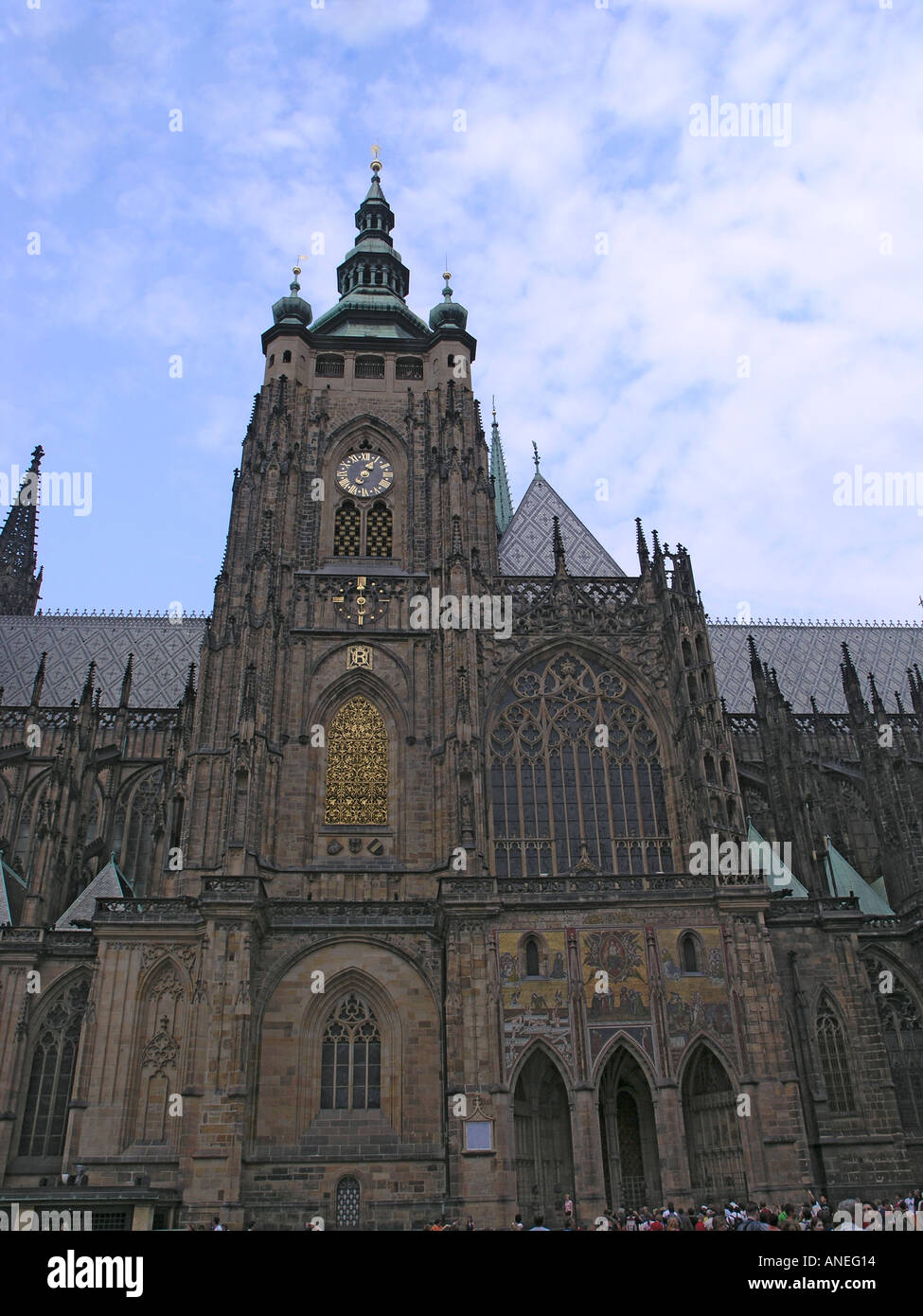 Wichtigsten Turm der St.-Veits-Dom in der Hradschin Burg Kleinseite Prag Tschechische Republik Europa EU Stockfoto