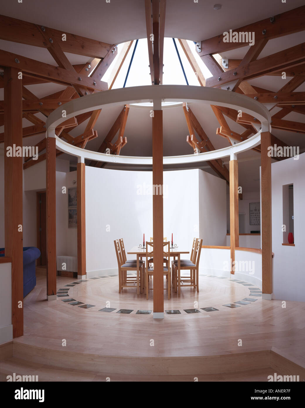 Das Rundhaus, Huddersfield, Yorkshire. Esszimmer. Architekt: Mark Lee Stockfoto