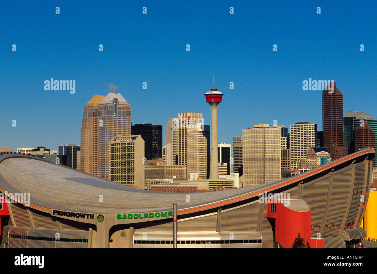 Aussicht auf die Innenstadt von Saddledome, Calgary, Alberta, Kanada. Stockfoto