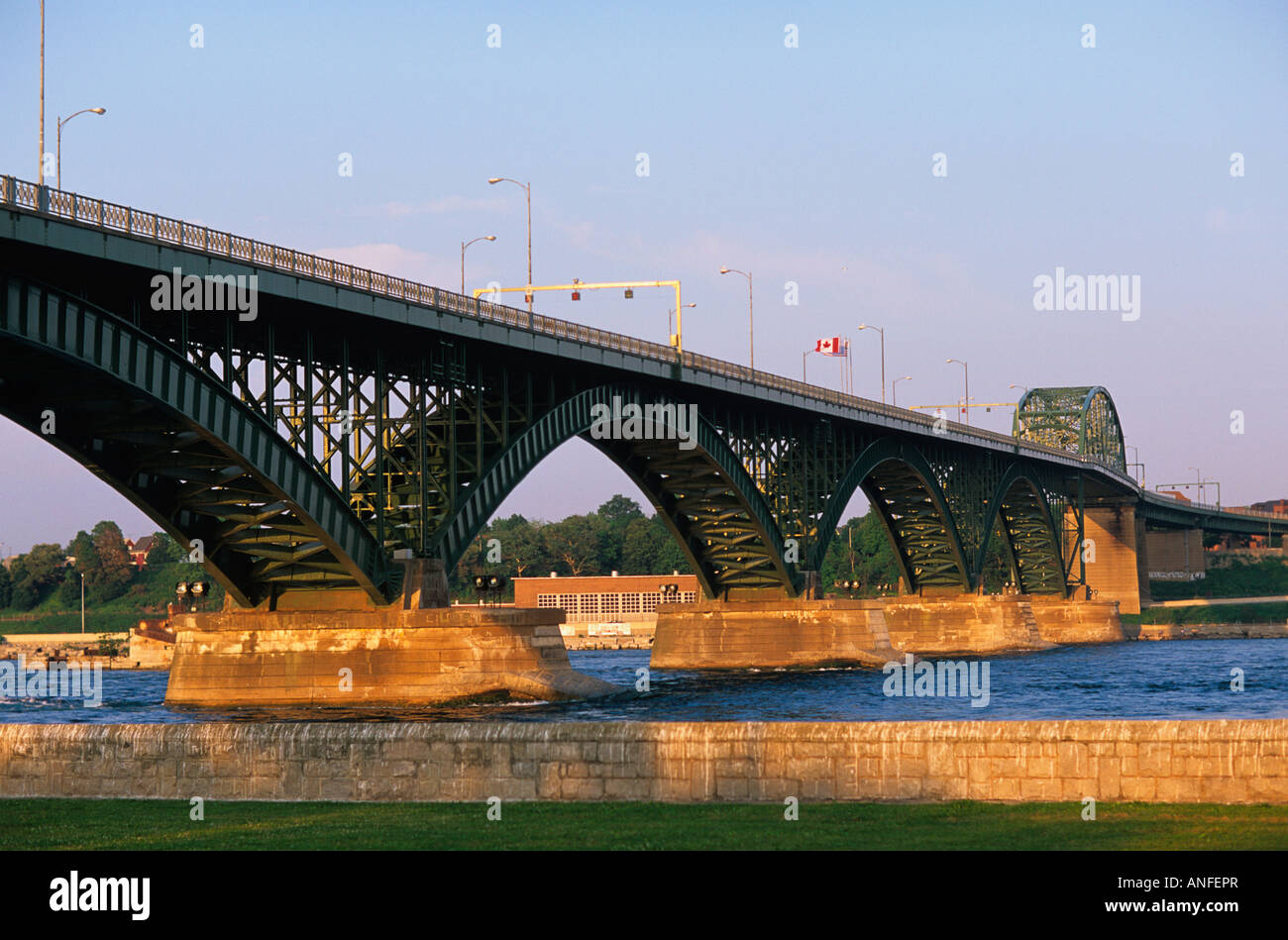 Die internationale Brücke bei Sault Ste Marie, Fort Erie, Ontario, Kanada Stockfoto