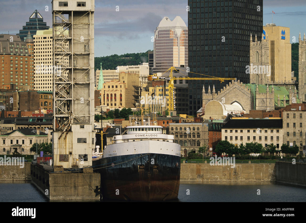 Hafen-Skyline von Montreal, Quebec, Kanada, Stockfoto