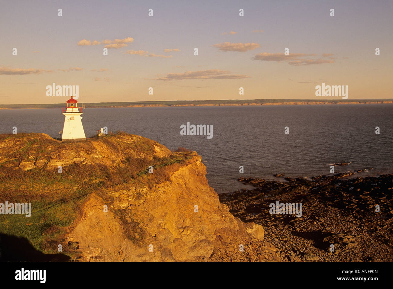 Zu erzürnen Cape Lighthouse, New Brunswick, Kanada. Stockfoto