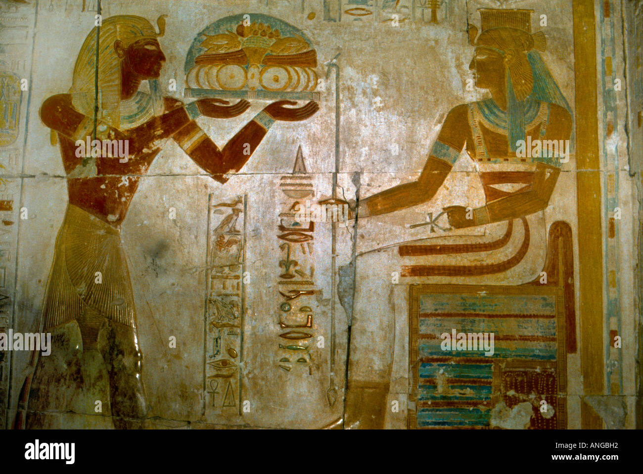 Ägypten-Tempel von Sethi ich König Sethi ich Gott Hathor Abydos anzubieten Stockfoto