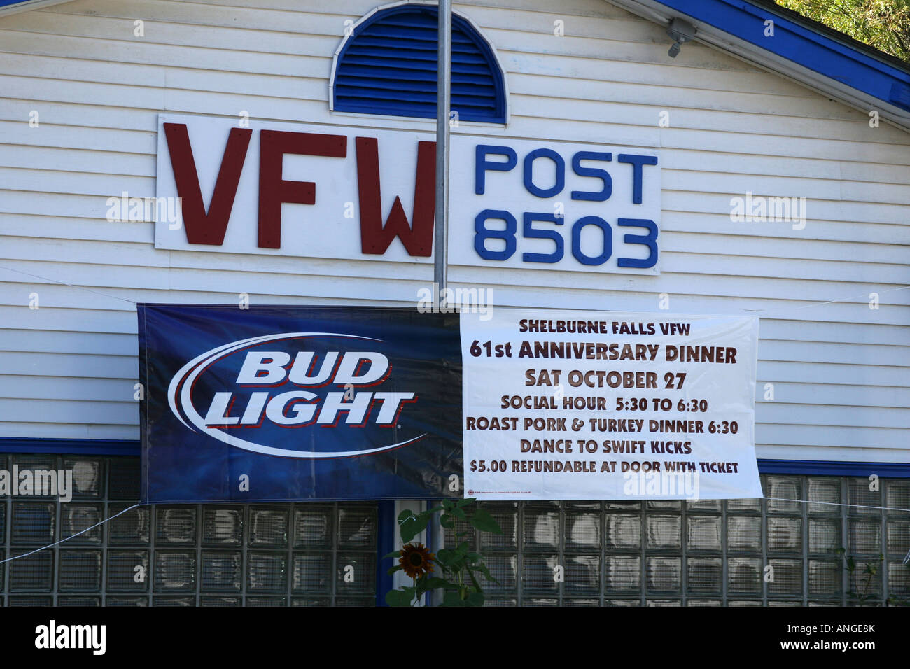 Veteranen der Kriege im Ausland Posten in Shelburne Falls New England Massachusetts USA Vereinigte Staaten von Amerika Stockfoto