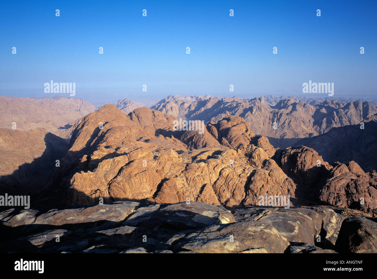 Blick vom Gipfel des Berges Sinai, Sinai, Ägypten Stockfoto