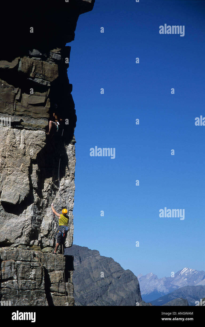 Bergsteiger auf der Grand Sentinal in Banff Nationalpark, Rocky Mountains, Alberta, Kanada. Stockfoto