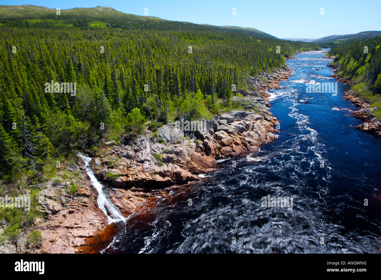 Pinware River Gorge und Stromschnellen entlang der Labrador Coastal Drive, Viking Trail, südlichen Labrador, Neufundland & Labra aus gesehen Stockfoto