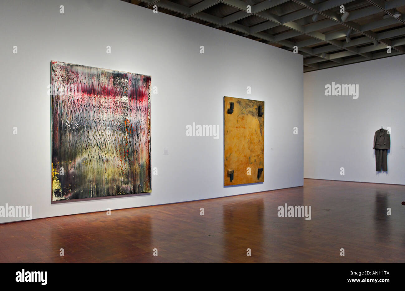 WISCONSIN Milwaukee Art Museum, entworfen von Santiago Calatrava moderner Architektur Innenmalereien hing in Galerie Stockfoto