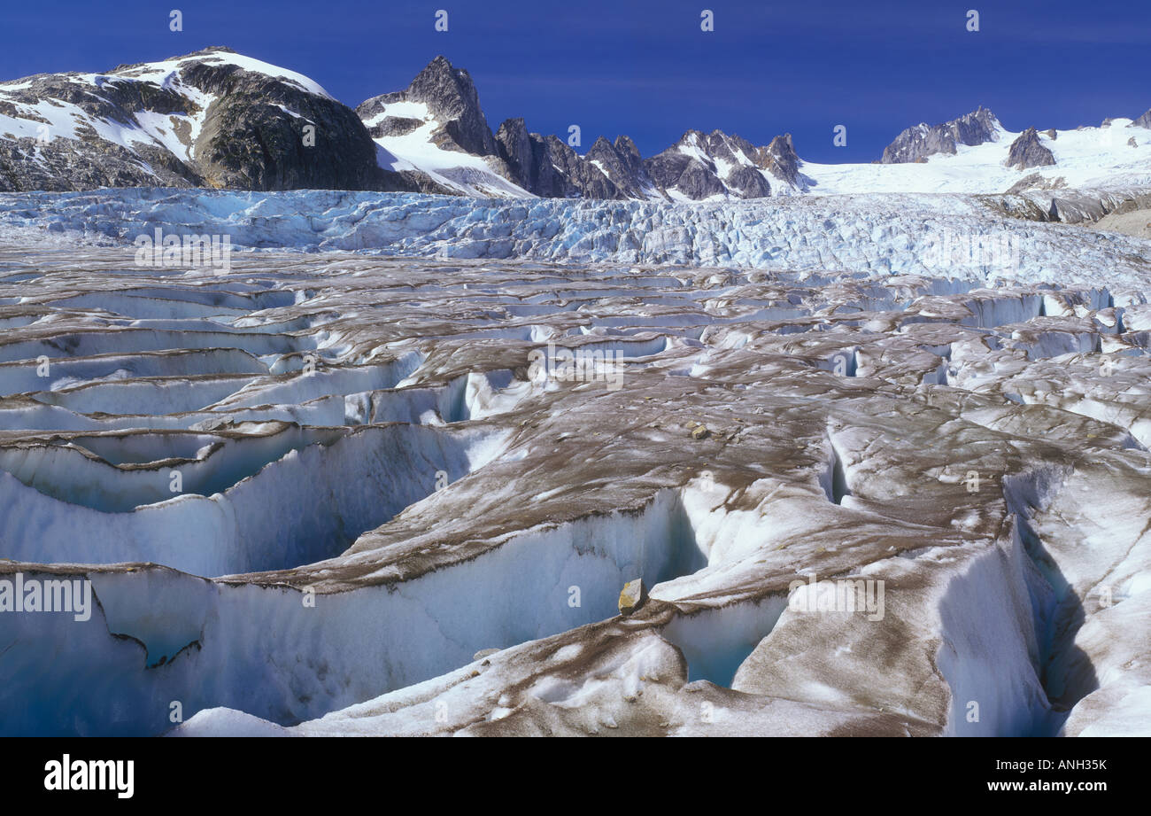 Gletscherspalte, Tellot Gletscher, Mount Waddington Bereich, Britisch-Kolumbien, Kanada. Stockfoto