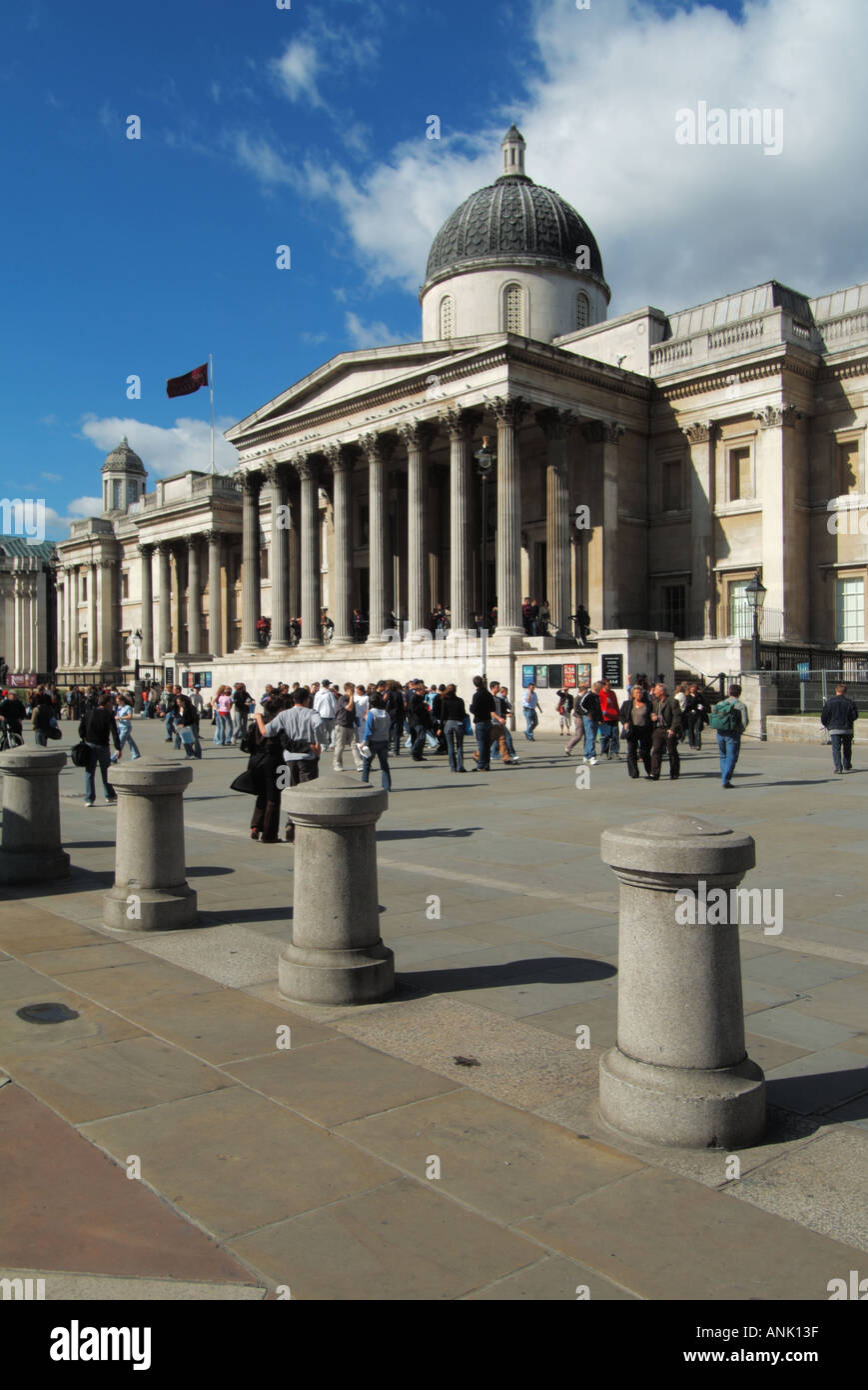 Trafalgar Square und der National Gallery Stockfoto