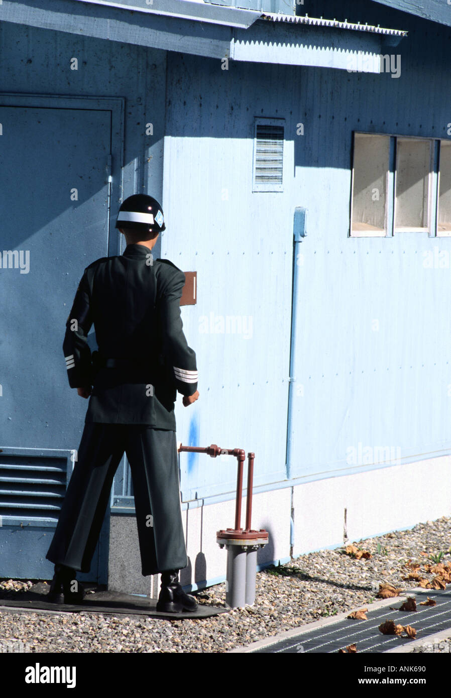 Südkoreanischer Soldat auf Wache in der Demilitarized Zone DMZ Korea Stockfoto
