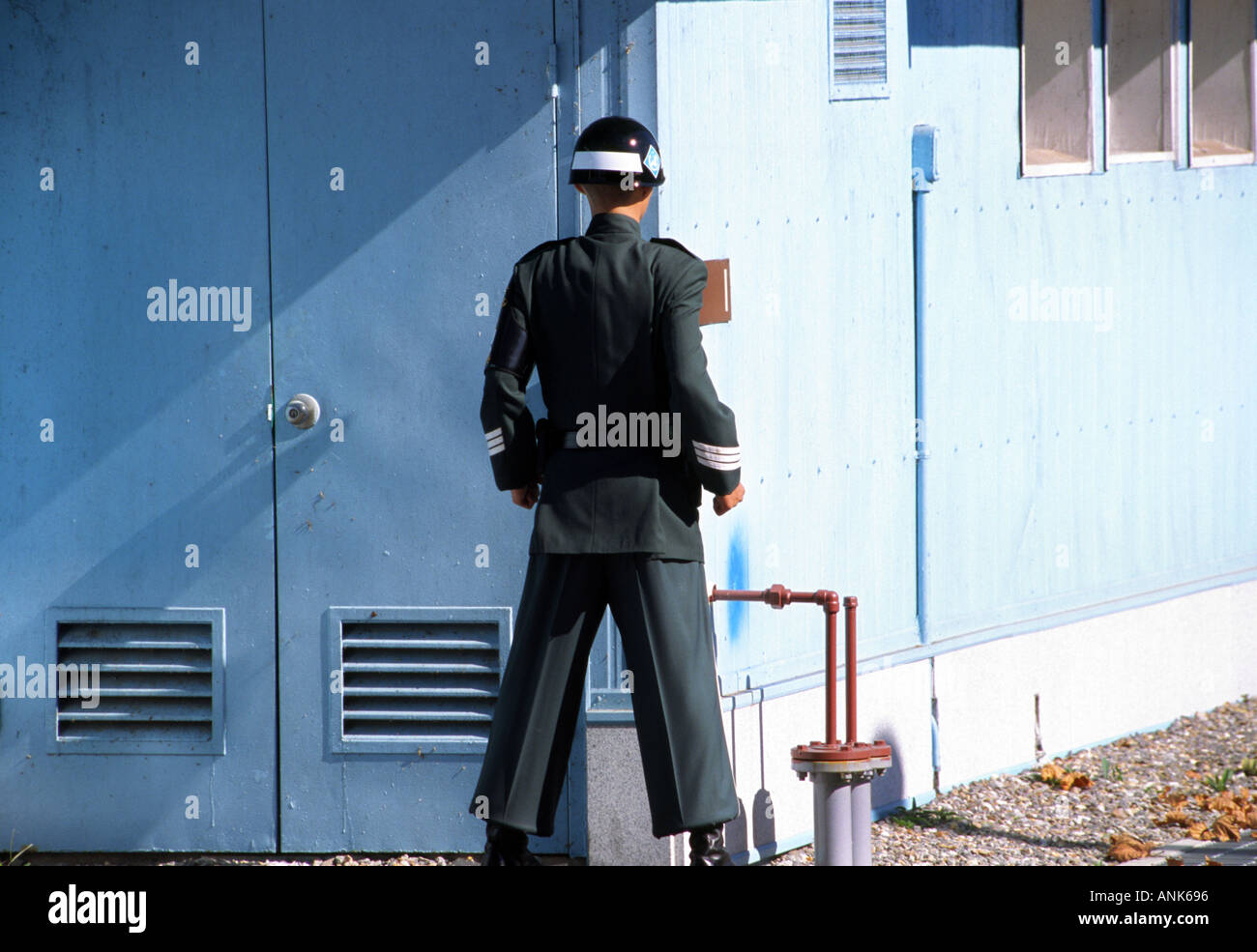 Südkoreanischer Soldat auf Wache in der Demilitarized Zone DMZ Korea Stockfoto