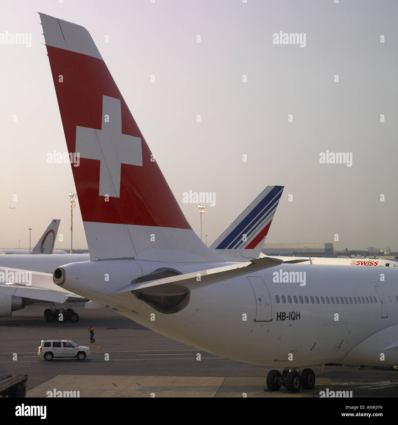 Abflugterminal anzeigen bei großen Flughafen Stockfoto