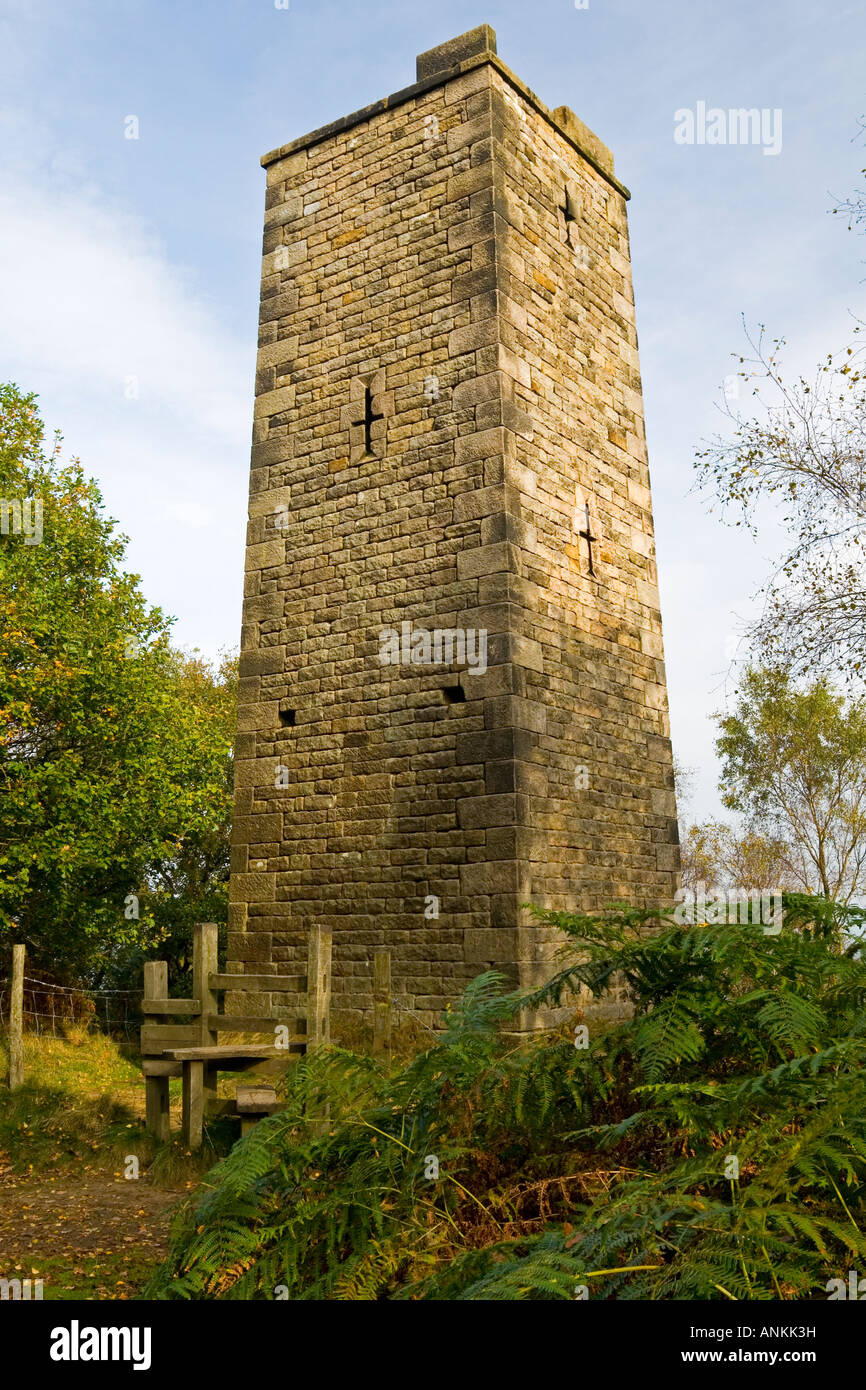 Der Earl Grey-Turm zum Gedenken an die 1832 Reform Bill Stanton Moor im Peak District Nationalpark Derbyshire England UK Stockfoto