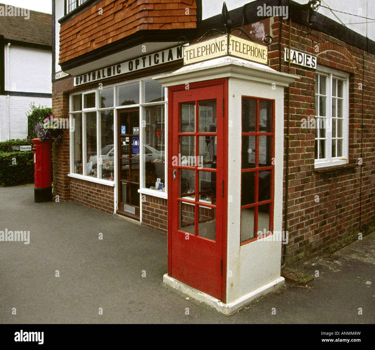 Isle Of Wight Bembridge K1 Telefon erste nationale öffentliche Telefonzelle Stockfoto