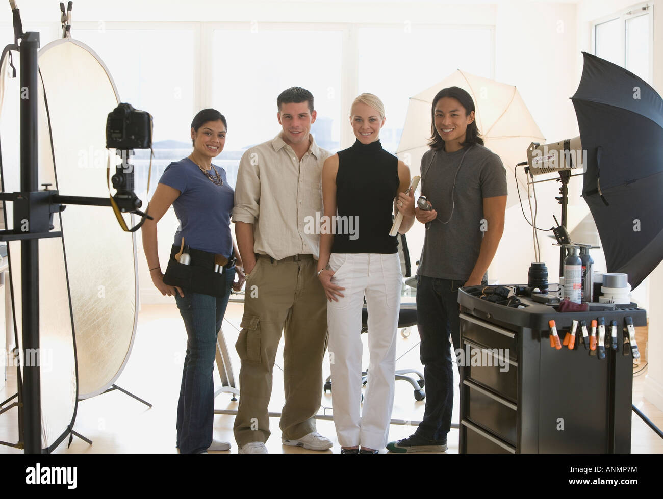 Geschäftsleute beim Fotoshooting im studio Stockfoto