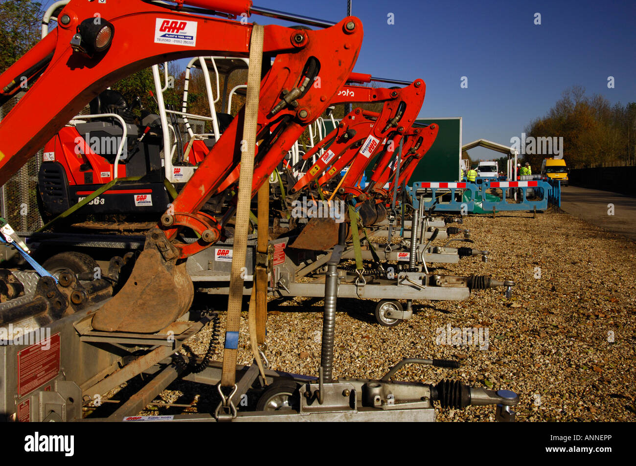 Baumaschinen und Jcb Bagger in Folge bereit für den Transport Stockfoto